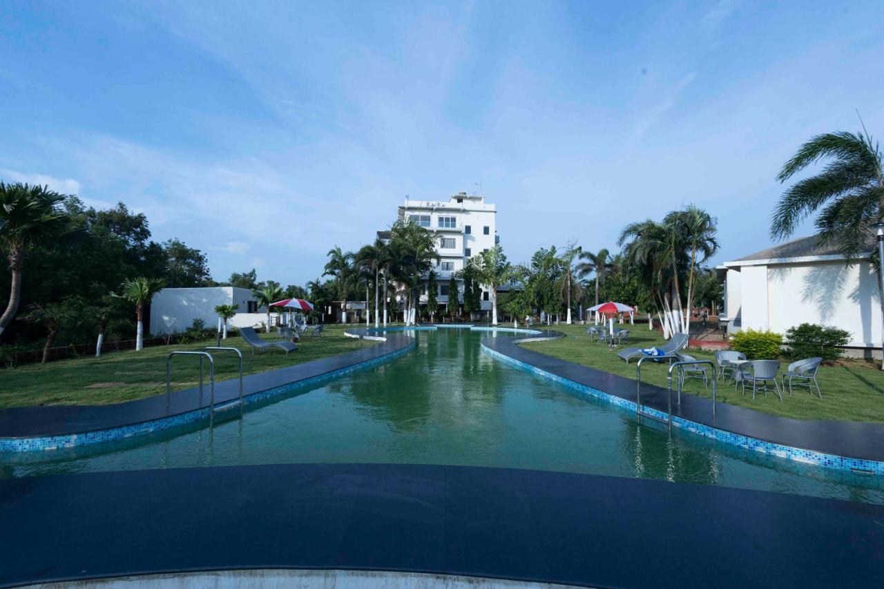 Samudra Resorts And Spa Puri Exterior foto